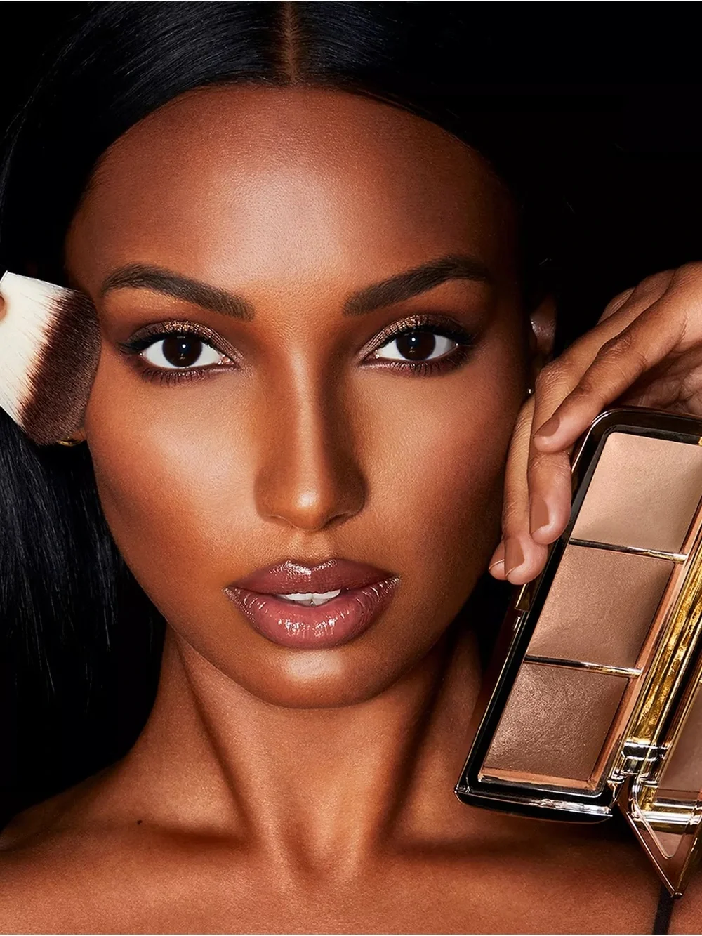 HOURGLASS Ambient Lighting Palette Volume II